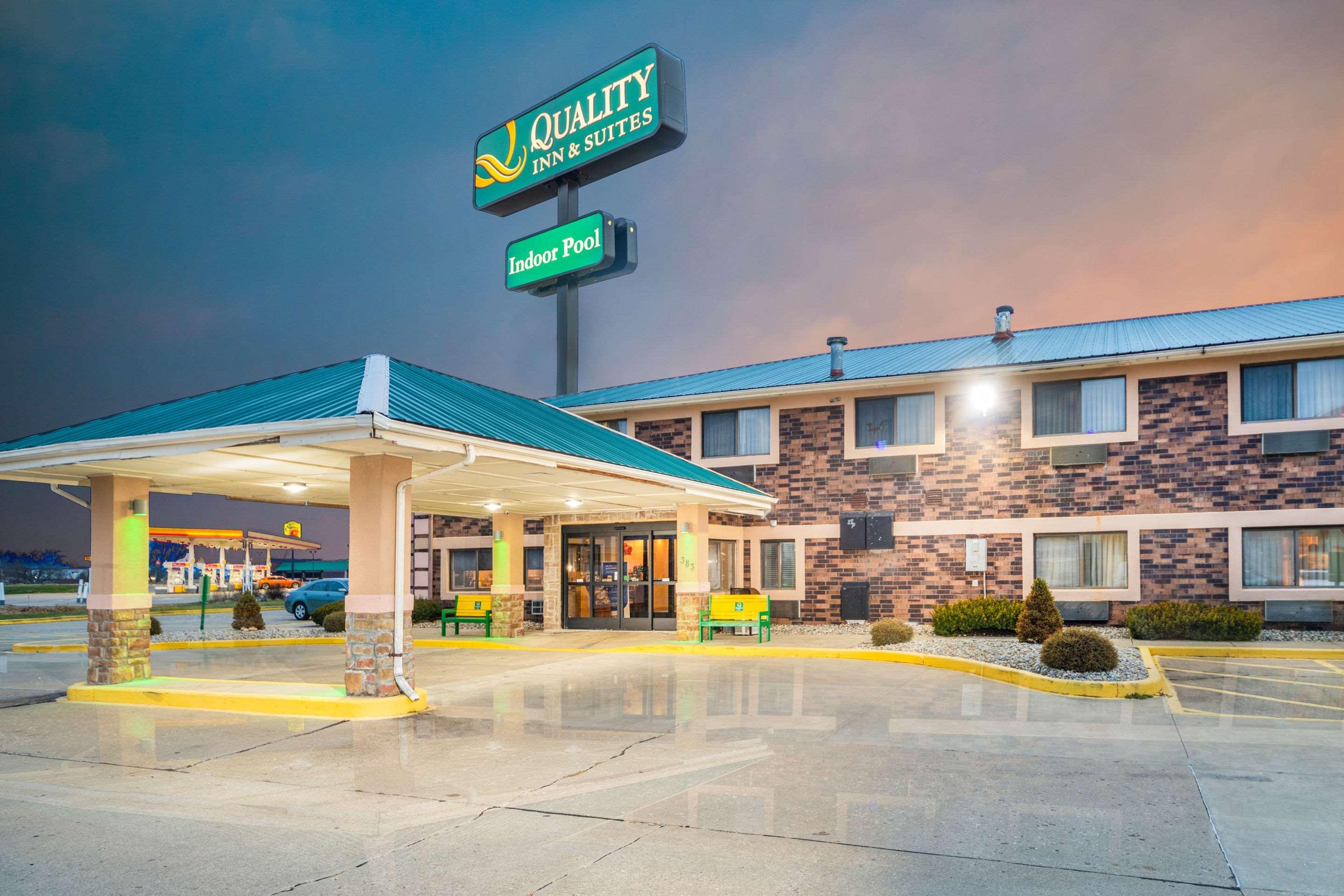 Quality Inn & Suites Danville Exterior photo